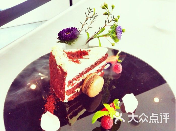 皮娜鲍什下午茶(skp店)红丝绒蛋糕图片 - 第3张