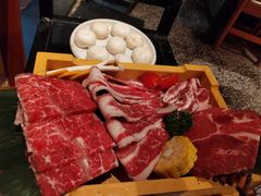 -嘿嘟嘟·肋条烧肉放题(爱融荟城店)