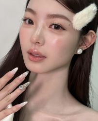 -明天见·化妆造型工作室