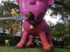 -莓园冰淇淋店