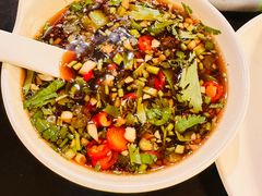 -潮汕三宝鲜牛肉火锅