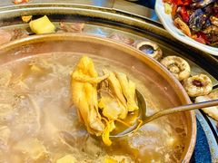 -阿山卓·野生菌火锅·纳西火塘烤肉