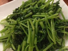 清炒茼蒿-东方亚克西餐厅(西康路店)