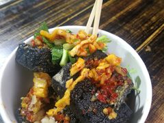 -黑色经典臭豆腐·湖南特产(坡子街特产局店)