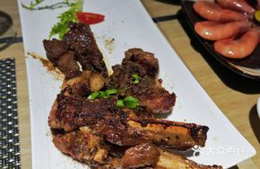 Grilled New Zealand Lamb Ribs