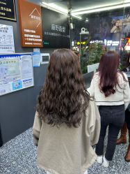 -藤野造型专业烫染接发