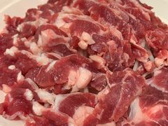 -野山舂·贵州现舂酸汤火锅(鸿通城店)