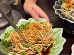 -古都历食南京菜·烤鸭·鸭血粉丝·汤包(南京博物院店)