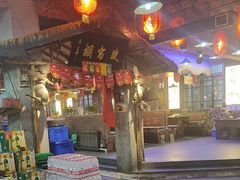 -鱼窝棚柴火铁锅炖(富山屯店)