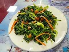 -北京龙庆四季香农家饭庄·灶台鱼·碳烤虹鳟鱼(龙庆峡店)