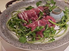 -左庭右院鲜牛肉火锅(金山万达店)