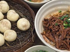 -佬钱湾仔(衣裳街店)