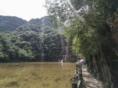 -龙潭大峡谷