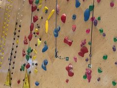 -ROCKPLUS攀岩馆(环宇城店)