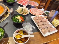 -沸炉重庆老火锅(军事博物馆店)