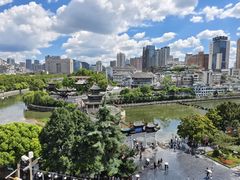 -包整·丝娃娃(甲秀楼景观店)