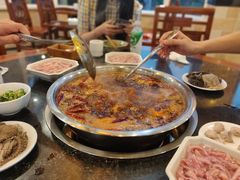 -九尺赵老四鲜鹅肠火锅