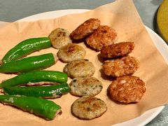 鱼饼藕饼拼酿辣椒-凤阁楼果木烧鹅(鹤山陈山店)