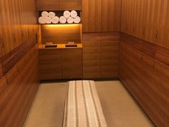 -三二行館(限16歲以上貴賓入館)