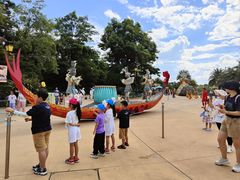 -七彩云南欢乐世界