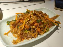 泡椒鱼皮-猪啊牛呀羊啊铜盘烤肉(正大广场店)