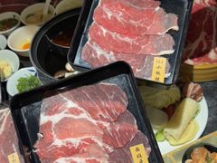 -匠牛亭·锅物烧肉放题自助(昆百大·泰业城店)