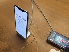 -Apple零售店(华贸购物中心店)