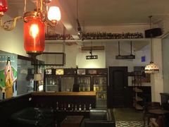 -拖板鞋咖啡旅行酒店(春熙路地铁站店)