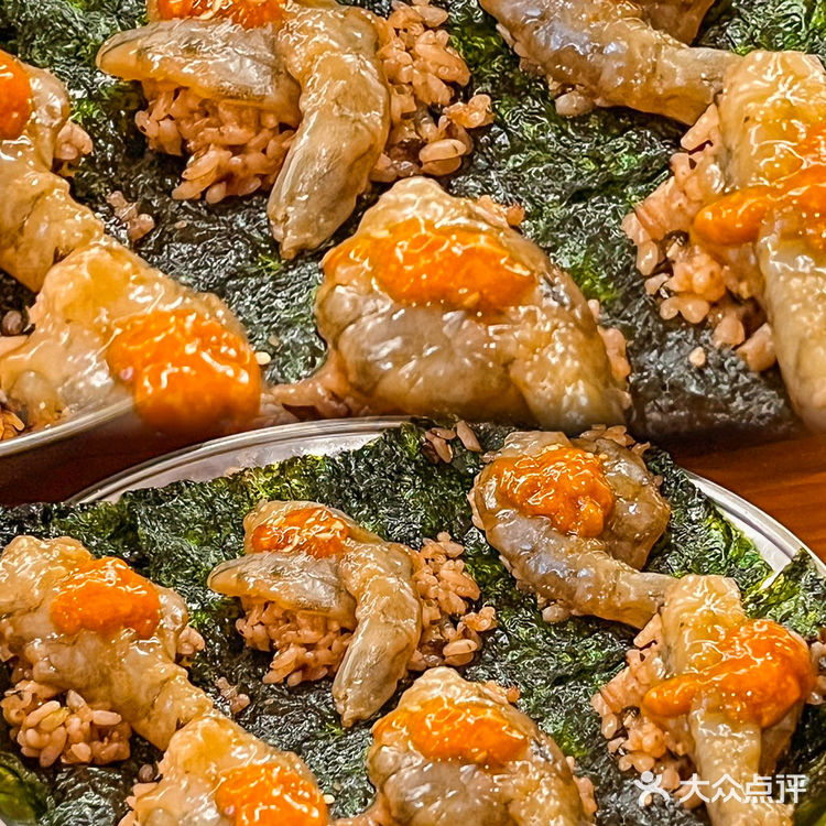 又来哼蟹二将啦‼️吃烤肉品酱蟹一次吃过瘾