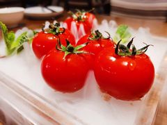 番茄脆菇沙拉-小大董·烤鸭(王府井apm店)