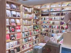 -猫的天空之城概念书店(印象城购物中心店)