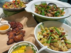 -绿草地·湘菜(7mall店)