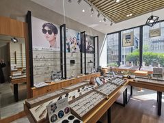 -无界眼镜MaxLess(滨江星光大道店)