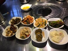 -韩聚屋韩国烤肉餐厅(新北万达店)