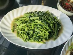 -乡村小榭饭店