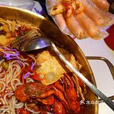 不用跑长沙也能吃到正宗小龙虾[加油]