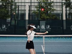 -成都高新创新角度网球俱乐部
