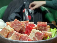 坛子大块肉-原始泥炉烤肉(总店)