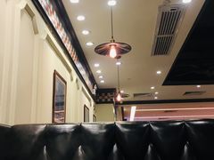-一哥澳门豆捞 · 十七年经典澳门火锅(四季天地店)