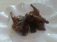 -方鼎食府