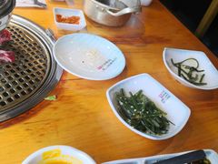 -唯成•韩国炭火烤肉 유성고기