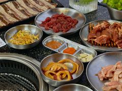 -红泥小火炉·东北泥炉烤肉(天一旗舰店)