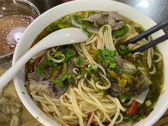 -陇上全荟兰州传统牛肉面(延吉路店)