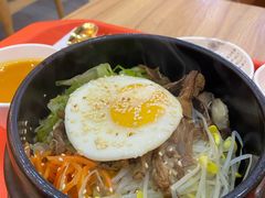 至尊牛肉石锅拌饭豪华套餐-朴鲸家正宗韩国料理(福田店)