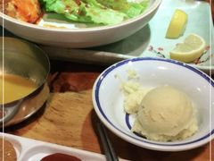 -7年8班朝鲜族非遗美食(三钢里店)