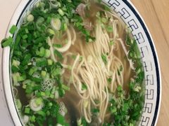 -陇兴楼兰州拉面(西安咸阳国际机场店)