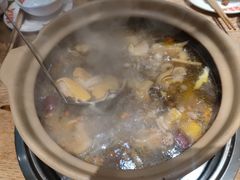 -邹开喜·炭炉鸡煲·海鲜火锅(虹口足球场店)