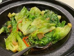 啫啫生菜煲-誉八仙粤菜(万象天地店)