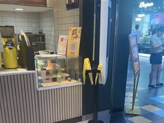 -麦当劳(CP静安店)