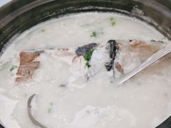 -香山湖家家宴(中山陵店)